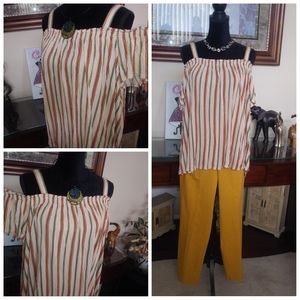 💥CLEARANCE💥   Cold-Shoulder Top